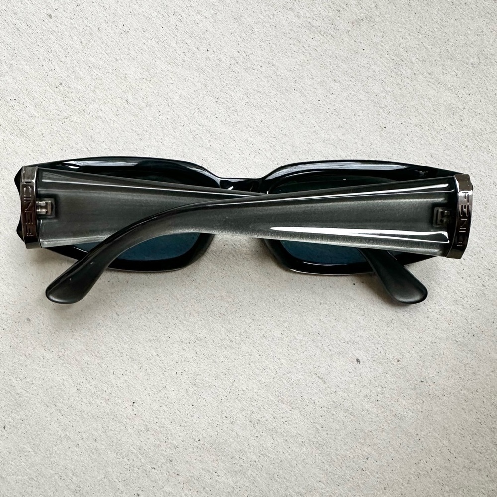 Fendi Sunglasses - Picture 2 of 6